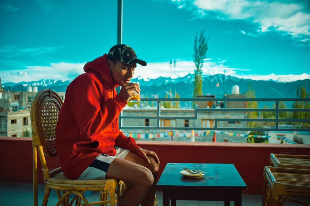 Raybo Hostel Leh Kültér fotó